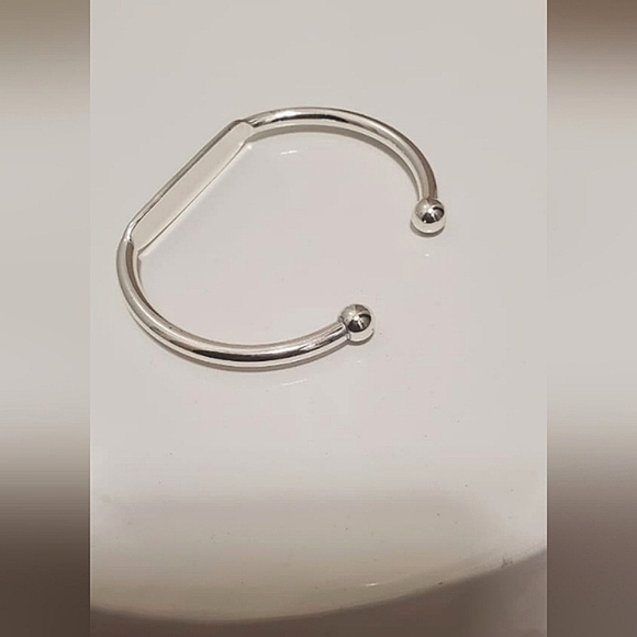 "Be Bold" Customized Name Nameplate Bracelet Personalized Stainless Steel. 🌴 - Picture 2 of 9